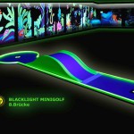 Schwarzlicht-Mini-Golf Bahn 8